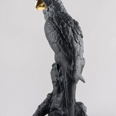 Gifts Lladró  | Macaw Bird Sculpture. Black-Gold. Limited Edition