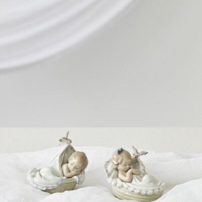 Gifts Lladró  | Tender Dreams Boy Figurine